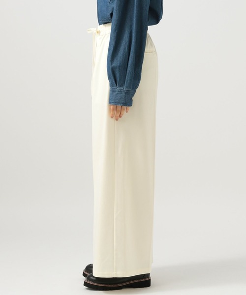 BAYFLOW(ベイフロー)の「裏起毛ワイドイージーパンツ(その他パンツ・レディース・アイボリー/ブラック/グレー・SMALL/MEDIUM)」の15枚目の写真