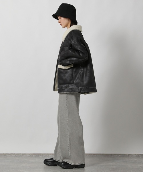 LAKOLE（ラコレ）の「フェイクムートンブルゾン / 496678（ムートン