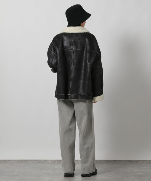 LAKOLE（ラコレ）の「フェイクムートンブルゾン / 496678（ムートン