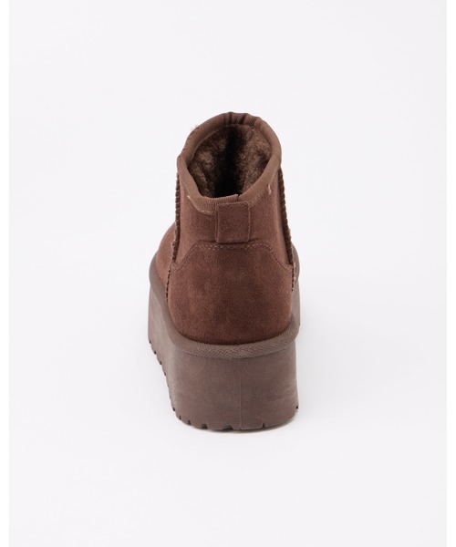 INGNI（イング）の「厚底フェイクムートンブーツ（ブーツ・レディース・ブラック/ブラウン/ベージュ・M/L）」の11枚目の写真