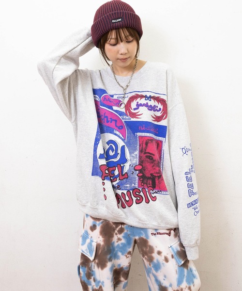 RNA(アールエヌエー)の「M2579 フィールプリントトレーナー(スウェット・レディース・ホワイト/アッシュグレー/ブラック・MEDIUM)」の3枚目の写真