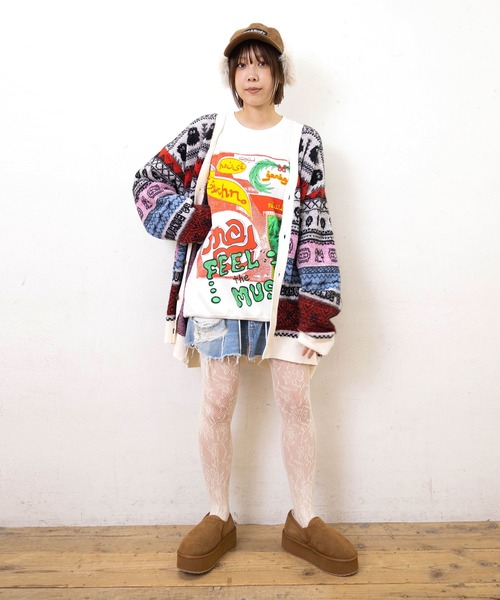 RNA(アールエヌエー)の「M2579 フィールプリントトレーナー(スウェット・レディース・ホワイト/アッシュグレー/ブラック・MEDIUM)」の20枚目の写真