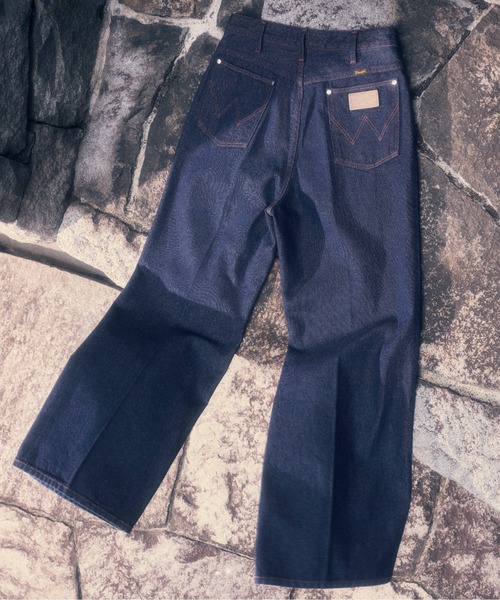 HARE(ハレ)の「【Wrangler×HARE SET UP対応】2タックデニムワイドパンツ(HARE)(デニムパンツ・メンズ・ブラック/ネイビー・SMALL/MEDIUM)」の2枚目の写真