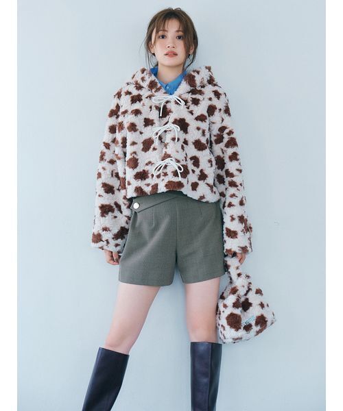 FURFUR(ファーファー)の「クロスベルトショートパンツ(その他パンツ・レディース・チェック/ブラック/グレー・F)」の6枚目の写真