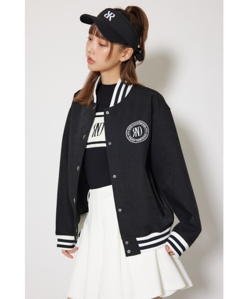 RIENDA GOLF（リエンダゴルフ）の「【RIENDA GOLF】RNDロゴスタジャン 秋服 冬服（ブルゾン・レディース・ブラウン/ブラック・SMALL/MEDIUM）」の4枚目の写真