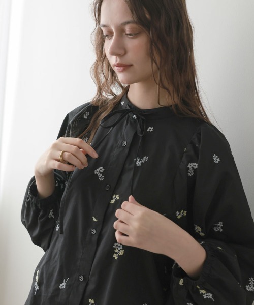 DONOBAN（ドノバン）の「フローレットブラウス（シャツ/ブラウス・レディース・ブラック/ホワイト・ONE SIZE）」の21枚目の写真