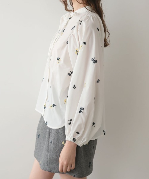 DONOBAN（ドノバン）の「フローレットブラウス（シャツ/ブラウス・レディース・ブラック/ホワイト・ONE SIZE）」の19枚目の写真