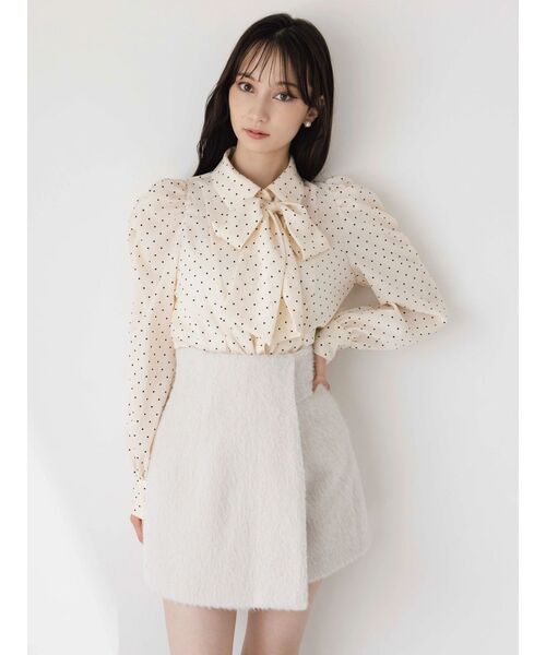 dazzlin(ダズリン)の「シャギースコート(スカート・レディース・ピンク/アイボリー/チャコールグレー・SMALL/MEDIUM)」の2枚目の写真