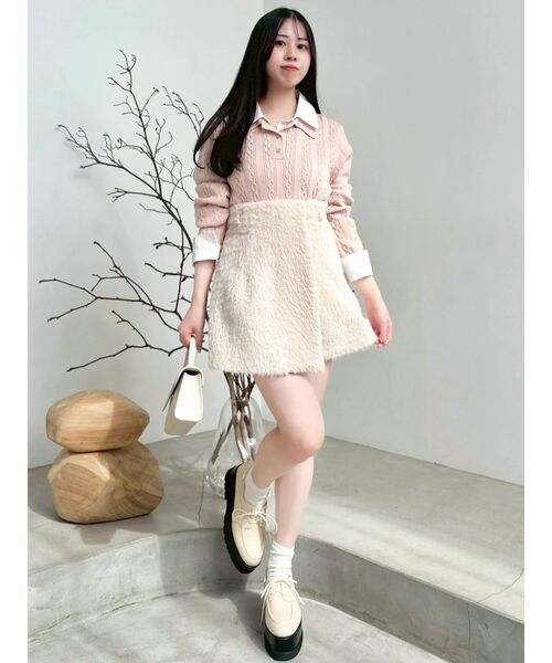 dazzlin(ダズリン)の「シャギースコート(スカート・レディース・ピンク/アイボリー/チャコールグレー・SMALL/MEDIUM)」の5枚目の写真