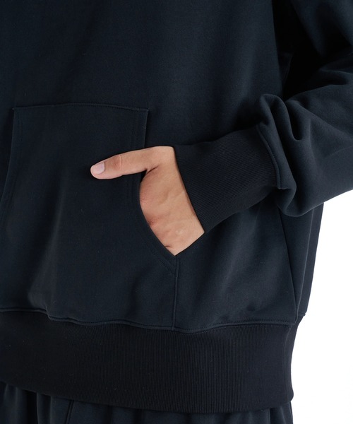 EVERLAST(スポーツ・ライフスタイル)（エバーラスト）の「RVCA メンズ RVCA×EVERLAST HOODIE パーカー 【2025年秋冬モデル】/ルーカエバーラストコラボプルーバーパーカー(SET UP・セットアップ可能・空港コーデ)（パーカー・メンズ・ヘザーグレー/ブラック/ホワイト系その他・MEDIUM/SMALL/X-LARGE/LARGE）」の20枚目の写真