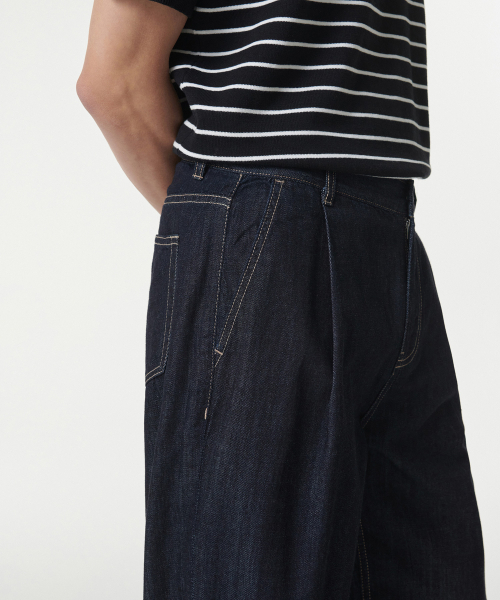 MUSINSA STANDARD（ムシンサスタンダード）の「ライトウェイトワンタックレギュラーフィットデニムパンツ [ディープインディゴ]（デニムパンツ・メンズ・その他・40/38/42/36/34/32/30/31/33/26/27/28/29）」の5枚目の写真