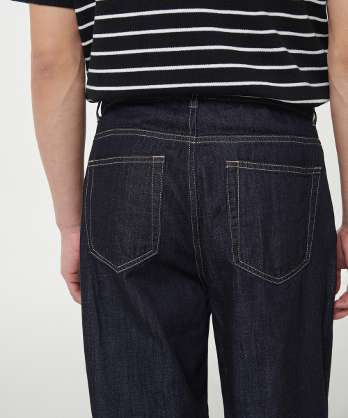 MUSINSA STANDARD（ムシンサスタンダード）の「ライトウェイトワンタックレギュラーフィットデニムパンツ [ディープインディゴ]（デニムパンツ・メンズ・その他・40/38/42/36/34/32/30/31/33/26/27/28/29）」の6枚目の写真