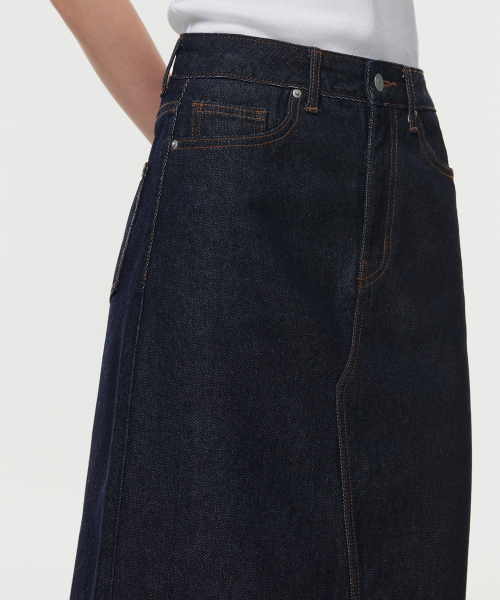 MUSINSA STANDARD WOMAN（ムシンサスタンダードウーマン）の「ウィメンズデニムマキシスカート[ディープインディゴ]（スカート・レディース・その他・MEDIUM/LARGE/X-SMALL/SMALL）」の5枚目の写真