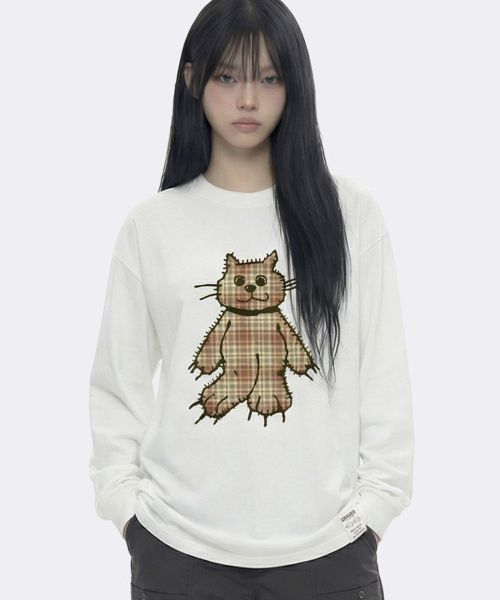 GRAVER（グレーバー）の「[ユニセックス]チェックキャットヴィンテージロングスリーブTシャツ_5カラー（Tシャツ/カットソー・レディース・スカイブルー/インディゴブルー/アイボリー/ホワイト/ブラック・MEDIUM/LARGE）」の11枚目の写真