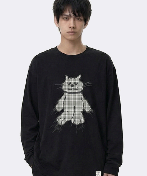 GRAVER（グレーバー）の「[ユニセックス]チェックキャットヴィンテージロングスリーブTシャツ_5カラー（Tシャツ/カットソー・レディース・スカイブルー/インディゴブルー/アイボリー/ホワイト/ブラック・MEDIUM/LARGE）」の6枚目の写真