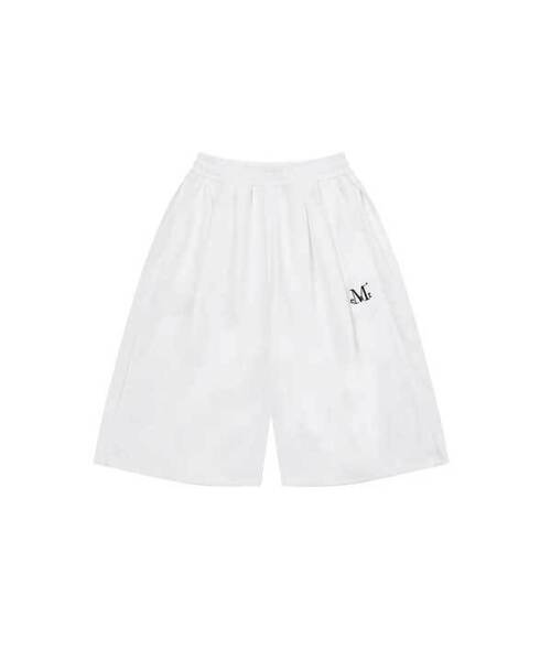 MUCENT(ムセント)の「マルスサイドピンタックバミューダハーフパンツ 男女共用(4カラー)(スウェットパンツ・レディース・ホワイト/ブラック/ブラウン/グレー・FREE/1)」の1枚目の写真