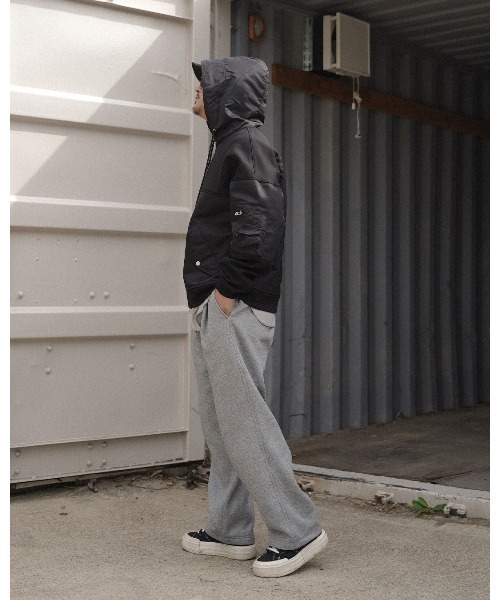 #Re:room(リルーム)の「スウィッチング ツイル スウェット ジップパーカー(パーカー・メンズ・ブラック/カーキ・S-M/M-L)」の6枚目の写真