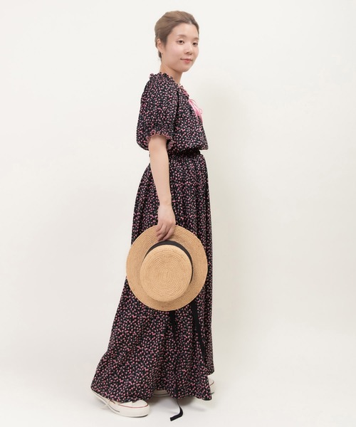 Dot＆Stripes CHILD WOMAN（ドットアンドストライプス　チャイルドウーマン）の「ポンチsmall roseプリント パフスリーブワンピース（ワンピース・レディース・ブラック/ネイビー・FREE）」の17枚目の写真