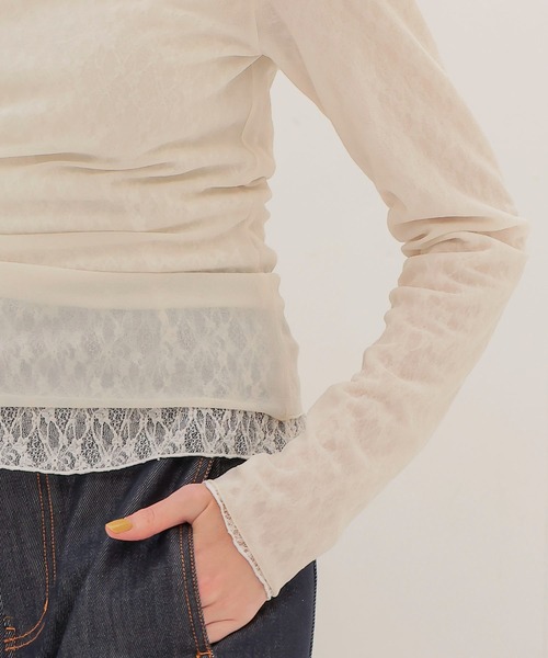 DRESSLAVE(ドレスレイブ)の「organza oblique gather pullover(オーガンザオブリークギャザープルオーバー)(Tシャツ/カットソー・レディース・グリーン/ホワイト・38)」の6枚目の写真