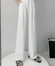 ストレートスラックスパンツ