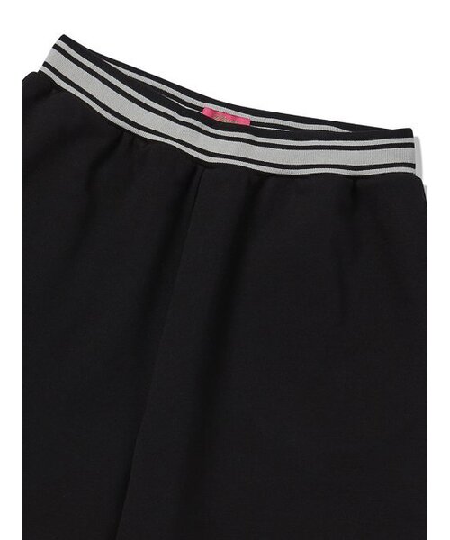 NYXX(エヌワイエックスエックス)の「EMBLEM HALF PANTS BLACK(その他パンツ・レディース・その他・MEDIUM/SMALL)」の4枚目の写真