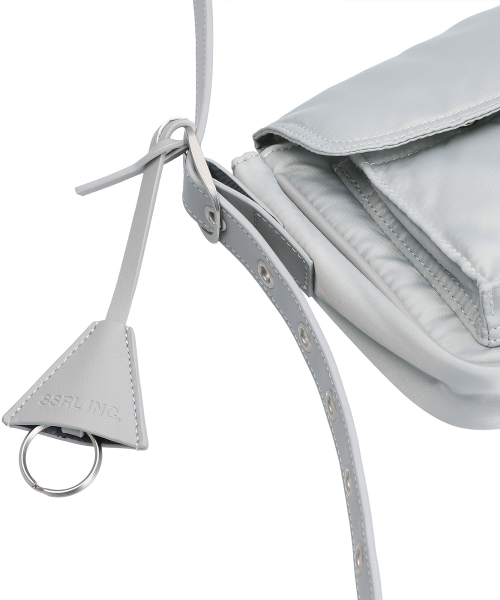 SSRL(シエスタ ロイヤル レーベル)の「Raven Oblique Mini Bag / Silver(ショルダーバッグ・レディース・その他・OS)」の7枚目の写真