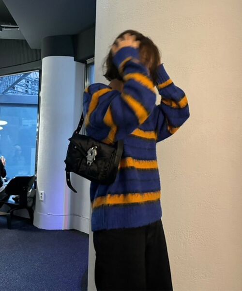 SSRL(シエスタ ロイヤル レーベル)の「Raven Oblique Mini Bag / Silver(ショルダーバッグ・レディース・その他・OS)」の16枚目の写真