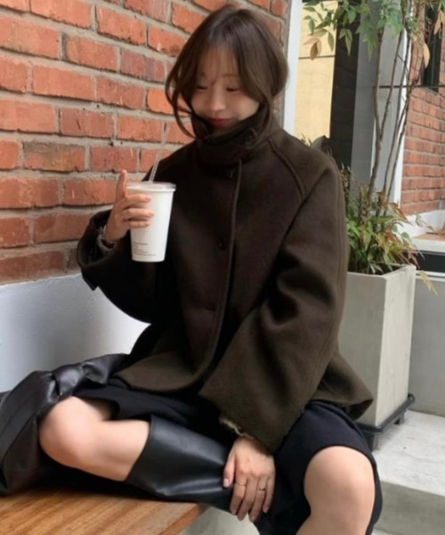 semplice（センプリチェ）の「ショートコート【韓国ファッション】（その他アウター・レディース・ブラウン/キャメル・F）」の7枚目の写真
