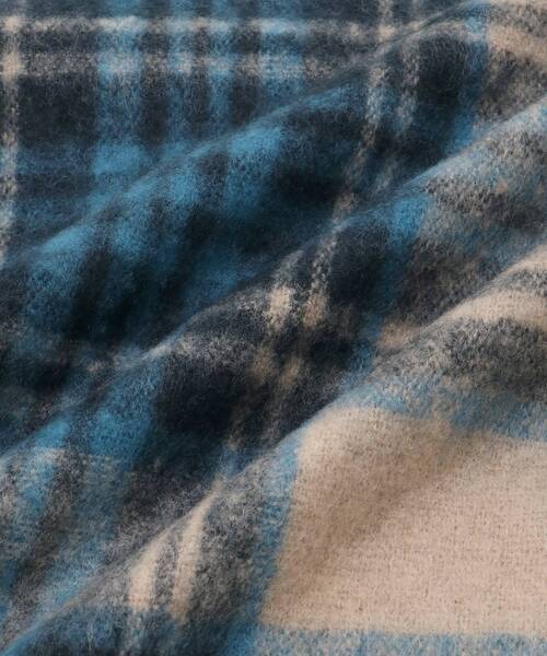 le.coeur blanc（ルクールブラン）の「チェック起毛ストール（ストール/ショール・レディース・パープル系その他2/ブルー系その他2・FREE）」の5枚目の写真