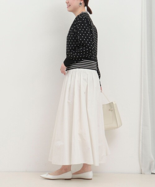 MICO COULIER（ミコクリエ）の「《セットアップ対応》エステルニットドットカーディガン（ニット/セーター・レディース・ライトグレー/ブラック・38）」の5枚目の写真