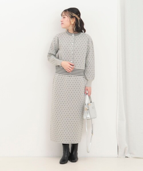 MICO COULIER（ミコクリエ）の「《セットアップ対応》エステルニットドットカーディガン（ニット/セーター・レディース・ライトグレー/ブラック・38）」の12枚目の写真