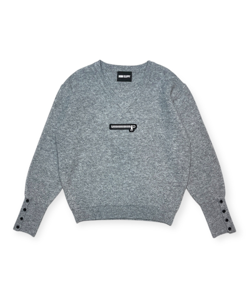 BORN SLIPPY(ボーンスリッピー)の「Muted Zip V-Neck Knit (Gray)(ニット/セーター・レディース・その他・FREE)」の4枚目の写真