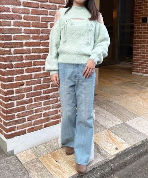 MAJESTIC LEGON（マジェスティックレゴン）の「デコルテオープンシアーショルダーニット（ニット/セーター・レディース・アイボリー/ピンク/ライトグリーン/ライトグレー・MEDIUM）」の17枚目の写真