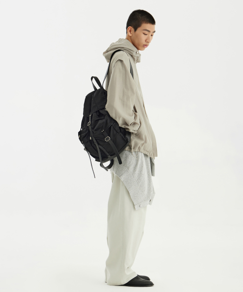 YOUTH(ユース)の「Windbreaker Jacket - Beige(ナイロンジャケット・レディース・その他・S/M/L)」の5枚目の写真