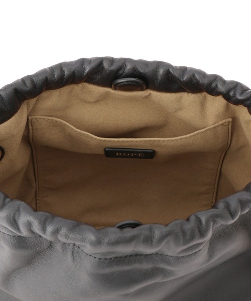 ROPE'(ロペ)の「Sheep Leather Bag soiree(ソアレ) /2WAY(ハンドバッグ・レディース・ブラック・FREE)」の8枚目の写真