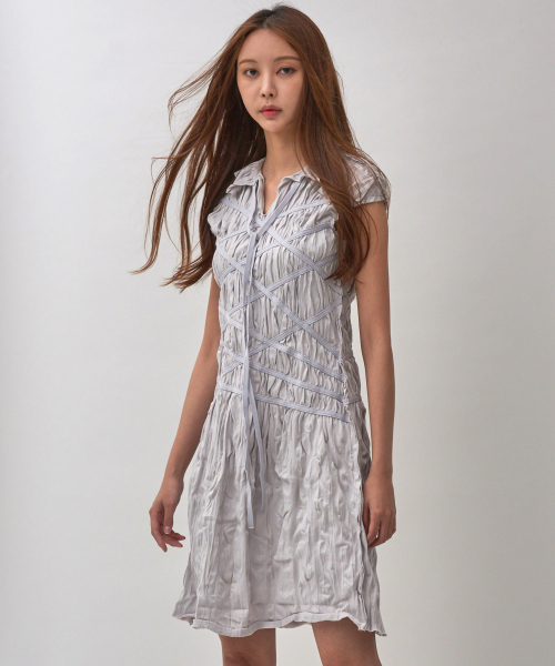 ICONOGRAPHY(アイコノグラフィー)の「Tie me up Dress GR(ワンピース・レディース・グレー・FREE)」の3枚目の写真