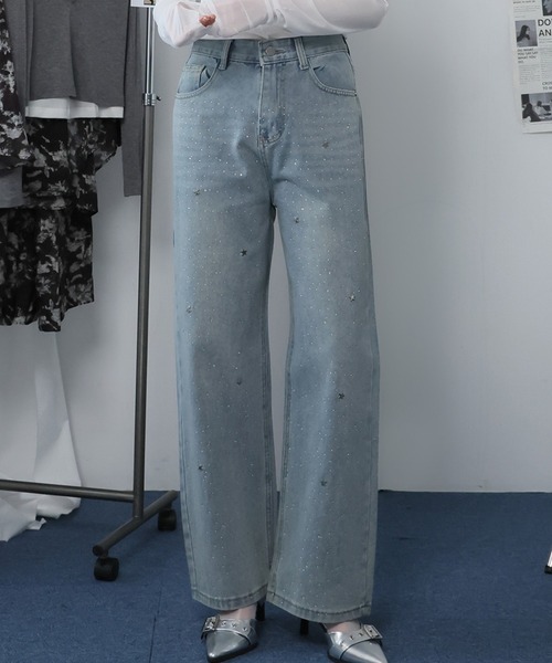 Ulysses(ユリシス)の「スタースタッズデニムパンツ(デニムパンツ・レディース・ライトブルー・M)」の2枚目の写真