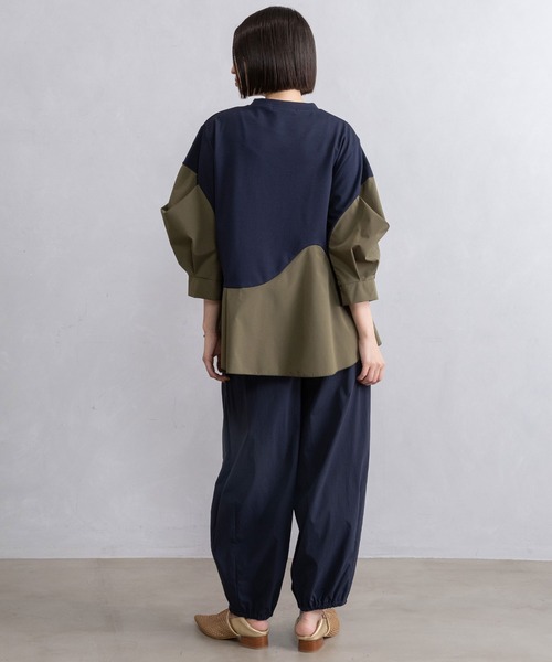 MARECHAL TERRE(マルシャルテル)の「カーブデザインAライントップス(Tシャツ/カットソー・レディース・オフホワイト/ネイビー/ベージュ/ブラック・MEDIUM)」の12枚目の写真