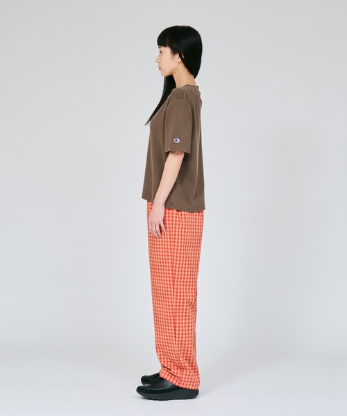 Champion(チャンピオン)の「【Champion/チャンピオン】レディース ショートスリーブTシャツ(Tシャツ/カットソー・レディース・ブラック系その他/ダークブラウン/ロイヤルブルー・LARGE/MEDIUM)」の8枚目の写真