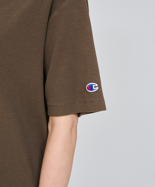 Champion(チャンピオン)の「【Champion/チャンピオン】レディース ショートスリーブTシャツ(Tシャツ/カットソー・レディース・ブラック系その他/ダークブラウン/ロイヤルブルー・LARGE/MEDIUM)」の5枚目の写真