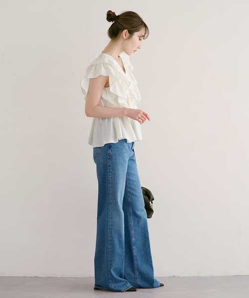 Noble（ノーブル）の「ウォーターエッジフリルブラウス（シャツ/ブラウス・レディース・ブルー/ホワイト/レッド・FREE）」の19枚目の写真