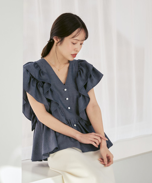 Noble（ノーブル）の「ウォーターエッジフリルブラウス（シャツ/ブラウス・レディース・ブルー/ホワイト/レッド・FREE）」の22枚目の写真