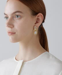 ADORE（アドーア）の「オーバルアクセサリー（イヤリング）」