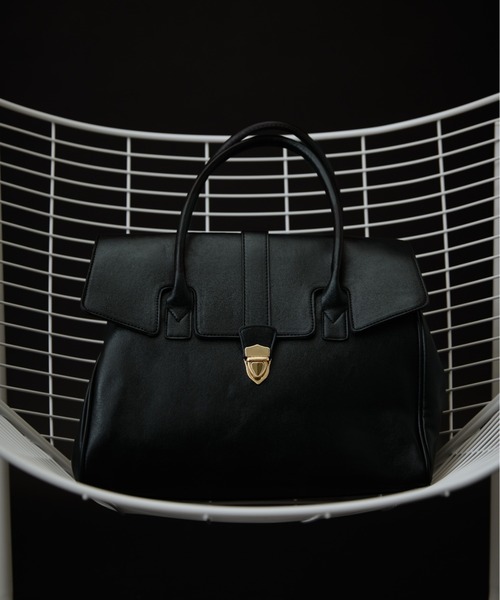 DRWCYS(ドロシーズ)の「ワーカーバックルトートバッグ(トートバッグ・レディース・ブラック・FREE)」の2枚目の写真