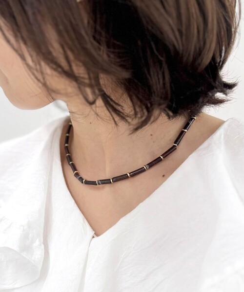 NOLLEY’S（ノーリーズ）の「【grace grace/グラスグラス】チューブ天然石ネックレス（ネックレス・レディース・ブラウン・FREE）」の5枚目の写真