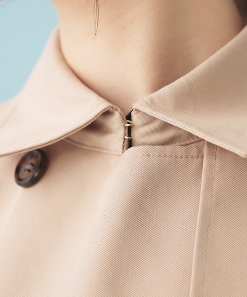 index（インデックス）の「キャンディスリーブショートトレンチコート【洗濯機OK/撥水/防花粉】《5col》（トレンチコート・レディース・サックスブルー系7/ベージュ系7/ナチュラル/ネイビー系5/ブラウン系その他・00）」の17枚目の写真