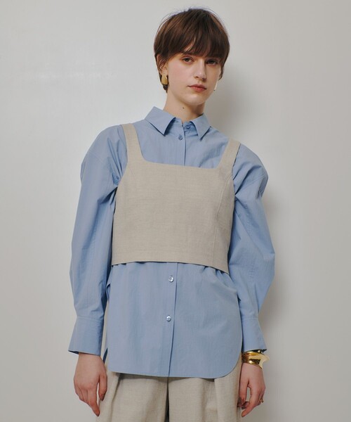 allureville(アルアバイル)の「シャークスキンショートジレ(ベスト・レディース・ベージュ/オフホワイト/ブラック・2)」の10枚目の写真