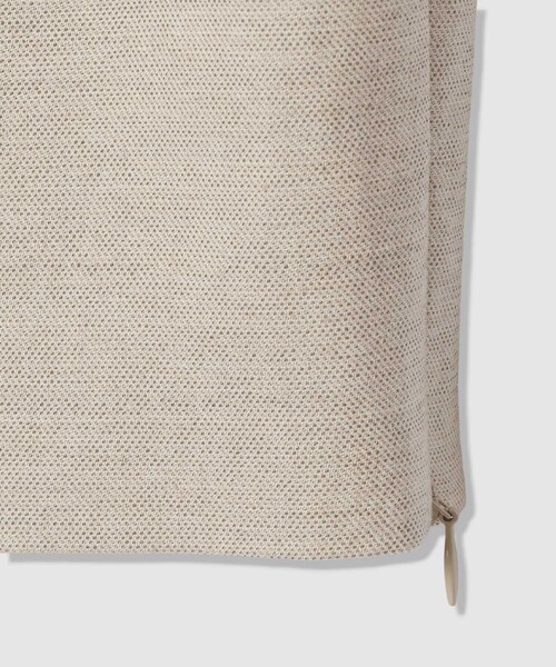 allureville(アルアバイル)の「シャークスキンショートジレ(ベスト・レディース・ベージュ/オフホワイト/ブラック・2)」の19枚目の写真