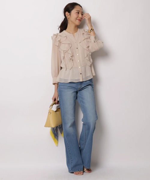 JUSGLITTY（ジャスグリッティー）の「ボウタイフリルショートブラウス（シャツ/ブラウス・レディース・オフホワイト/ピンクベージュ/ライトブルー/ネイビー・2/1）」の14枚目の写真