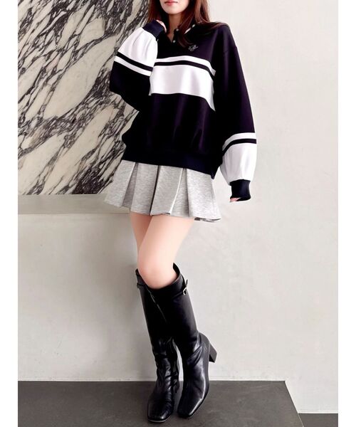 dazzlin（ダズリン）の「ハイウエストカットプリーツミニスカート（スカート・レディース・ネイビー/グレー/オフホワイト・MEDIUM/SMALL）」の4枚目の写真